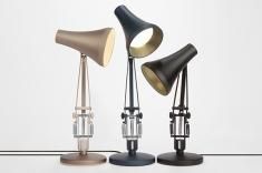 {$productlist[num].name}